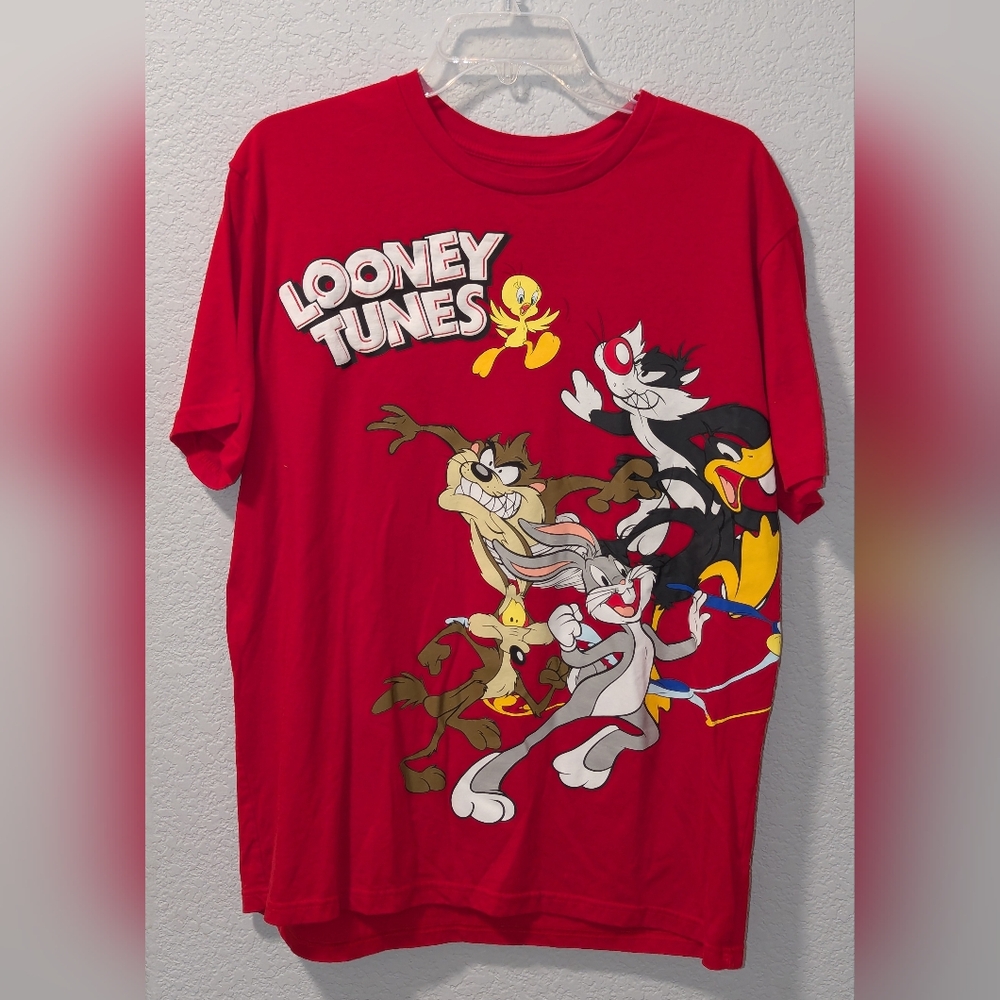 Looney Tunes Red Crew Neck T-shirt Size Large